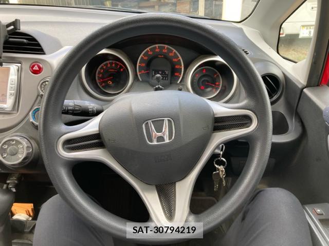 Honda FIT 2010-08 8433754-8