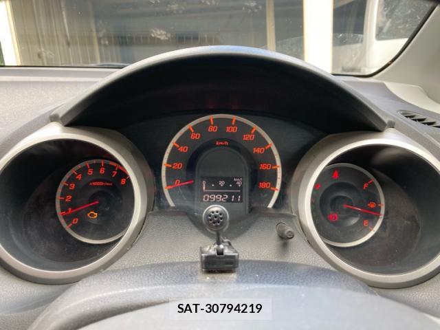 Honda FIT 2010-08 8433754-9