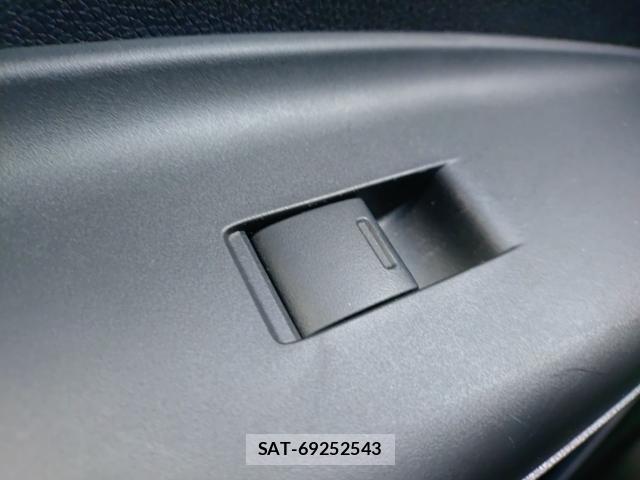 Honda FIT 2019-08 8433930-12
