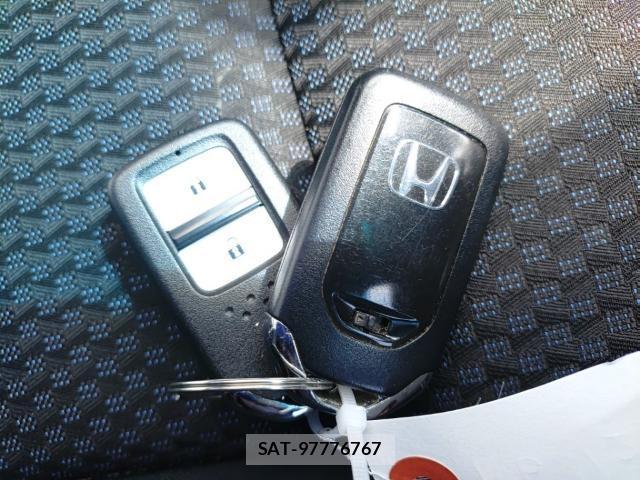 Honda FIT 2019-08 8433932-14