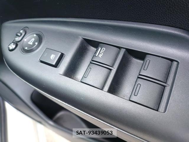 Honda FIT 2019-08 8435258-13