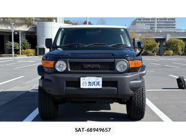 Toyota FJ CRUISER 2012 8434457-1