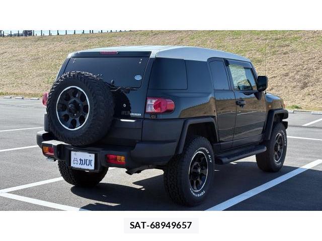 Toyota FJ CRUISER 2012 8434457-16