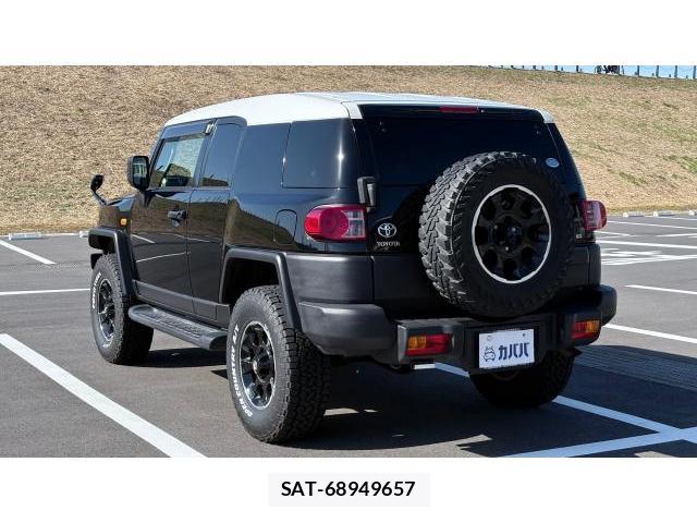 Toyota FJ CRUISER 2012 8434457-17