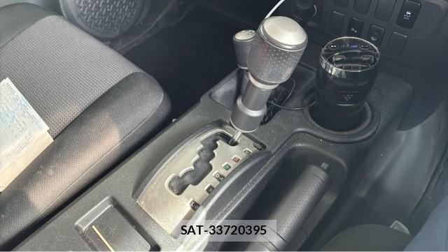 Toyota FJ CRUISER 2016-02 8434753-14
