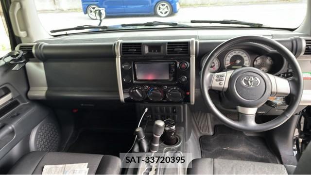 Toyota FJ CRUISER 2016-02 8434753-2