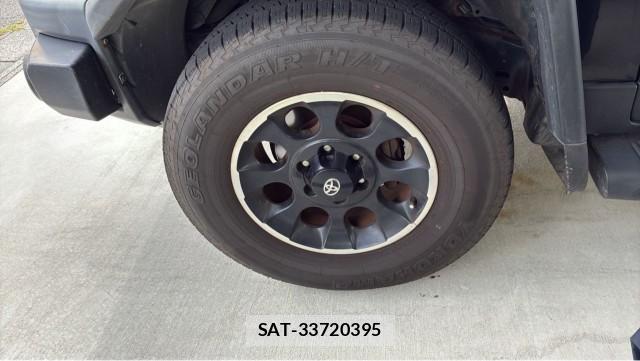 Toyota FJ CRUISER 2016-02 8434753-8
