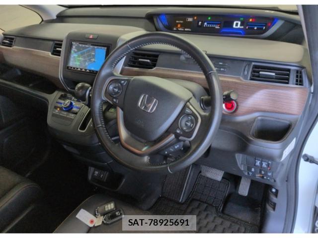 Honda FREED 2022-06 8434097-2