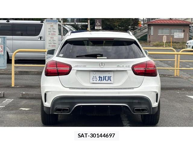 Mercedes Benz GLA-CLASS 2018 8434398-3