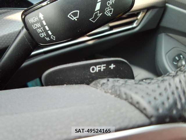 VolksWagen GOLF GTI 2022-09 8433847-11