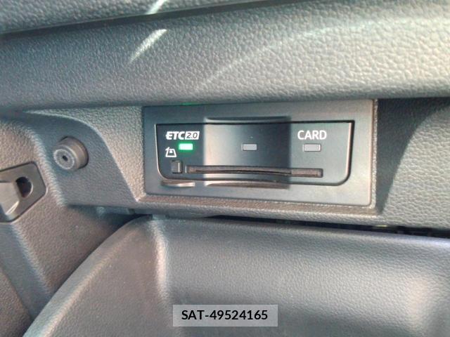 VolksWagen GOLF GTI 2022-09 8433847-15