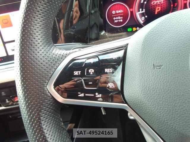 VolksWagen GOLF GTI 2022-09 8433847-7
