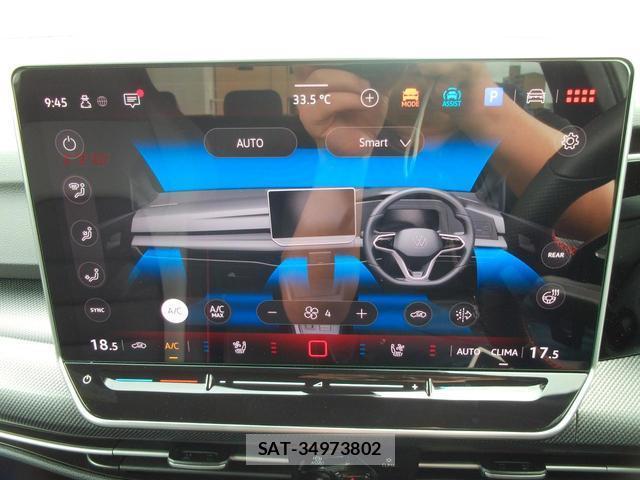 VolksWagen GOLF GTI 2025-11 8433849-14