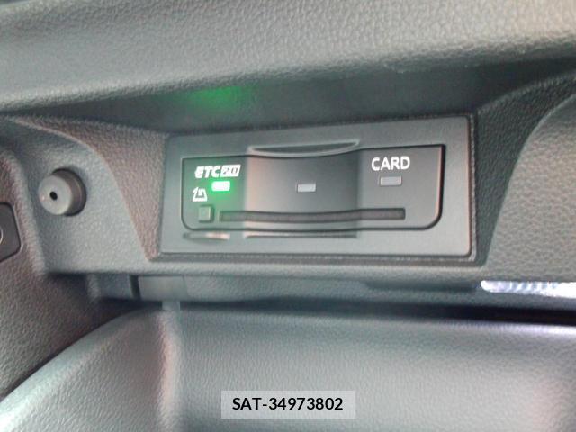 VolksWagen GOLF GTI 2025-11 8433849-16