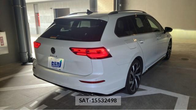 VolksWagen GOLF VARIANT 2024-06 8434631-12