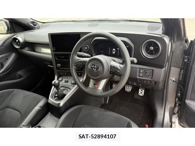 Toyota Gr Yaris 2024-11 8434446-4