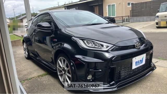Toyota YARIS 2023-05 8434679-11