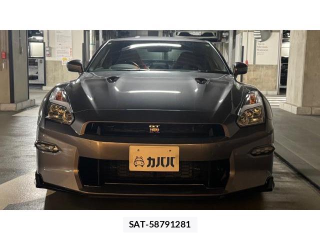 Nissan GT-R 2024-10 8434371-1