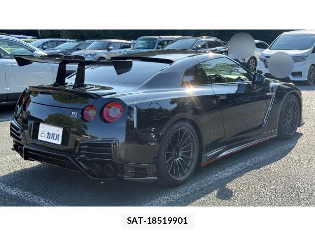 Nissan GT-R 2014 8434385-14