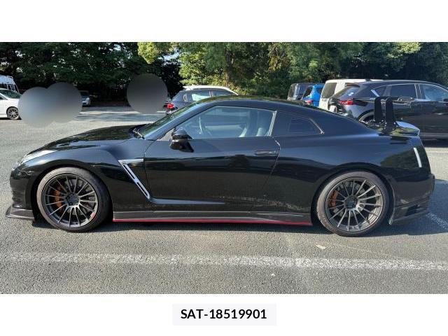 Nissan GT-R 2014 8434385-2