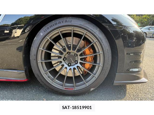 Nissan GT-R 2014 8434385-6