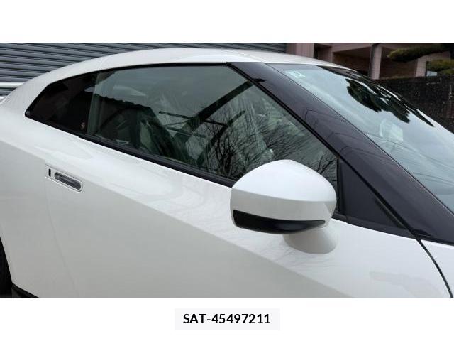 Nissan GT-R 2025 8434444-19