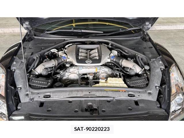 Nissan GT-R 2008-10 8434581-10