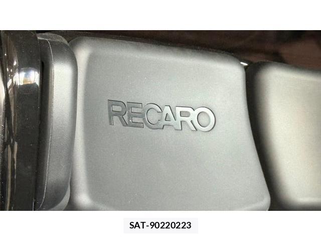 Nissan GT-R 2008-10 8434581-17