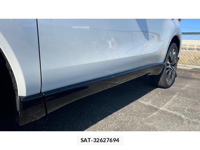 Toyota HARRIER 2023 8434293-18