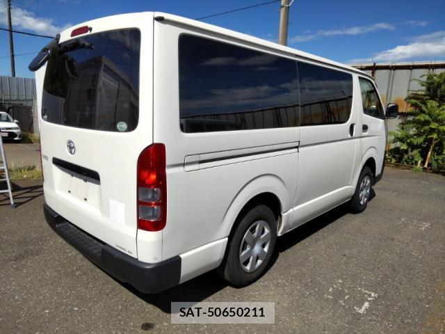 Toyota HIACE VAN 2015-06 8433882-2