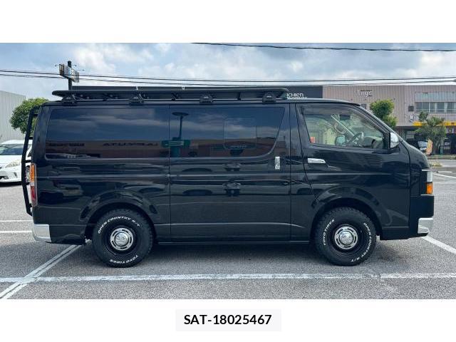 Toyota HIACE VAN 2017 8434567-2