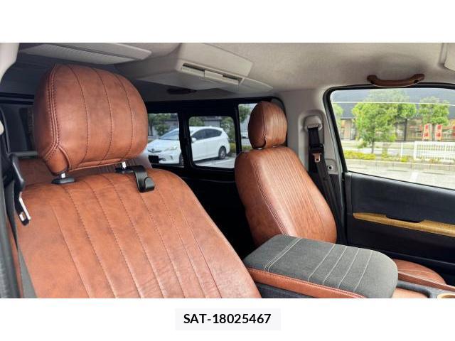 Toyota HIACE VAN 2017 8434567-5
