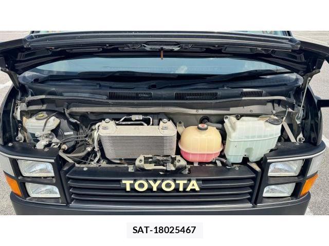 Toyota HIACE VAN 2017 8434567-7