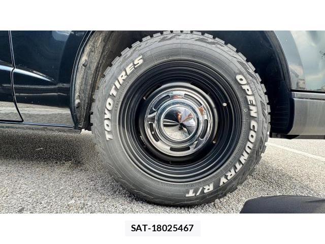 Toyota HIACE VAN 2017 8434567-8