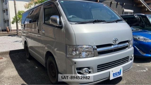 Toyota HIACE VAN 2006-09 8434714-11