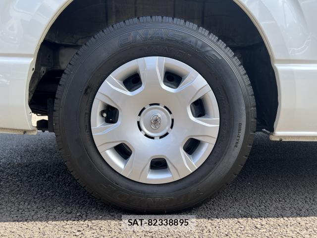 Toyota HIACE VAN 2018-07 8435048-11