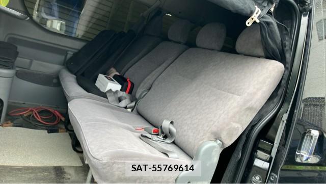 Toyota HIACE WAGON 2010-04 8434652-6