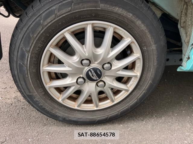 Daihatsu HIJET CARGO 2019-09 8433810-6