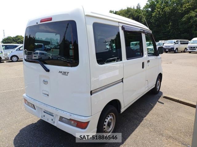 Daihatsu HIJET CARGO 2020-07 8433901-2