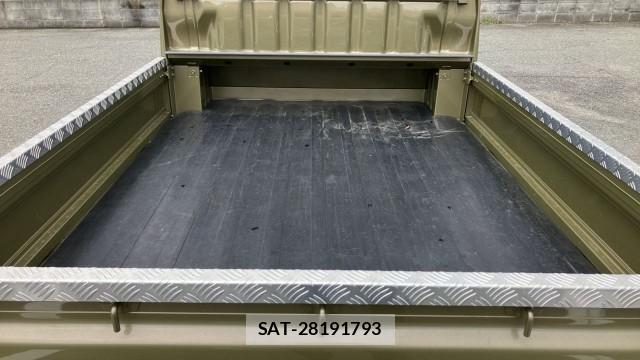 Daihatsu HIJET TRUCK 2024-04 8434689-16