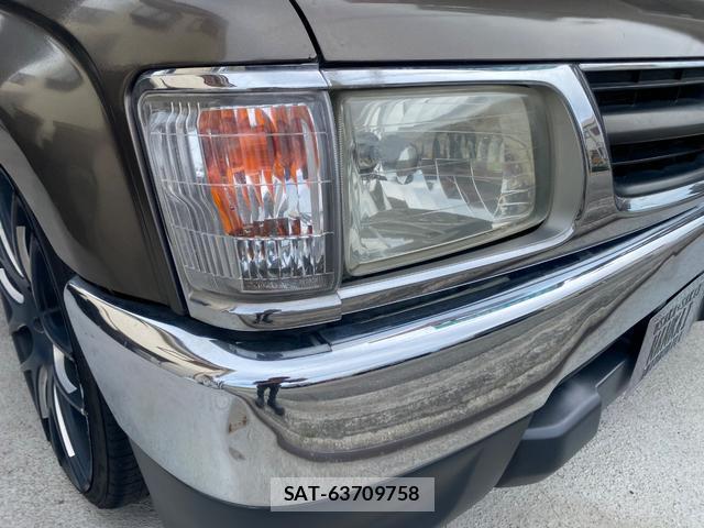 Toyota HILUX 1999-09 8434206-15