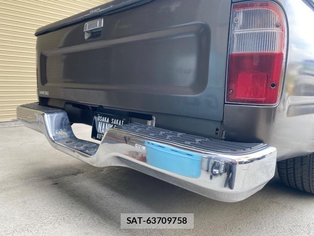 Toyota HILUX 1999-09 8434206-4