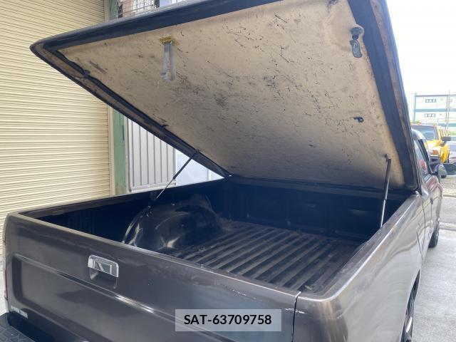 Toyota HILUX 1999-09 8434206-8