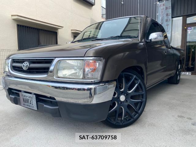 Toyota HILUX 1999-09 8434206-9