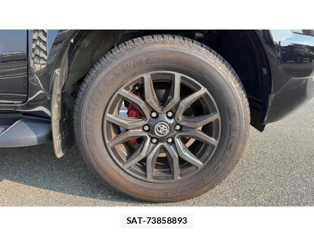 Toyota HILUX 2023 8434389-4