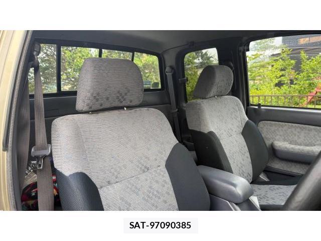Toyota HILUX 2004 8434547-4
