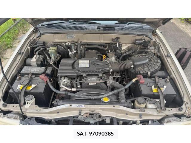 Toyota HILUX 2004 8434547-6