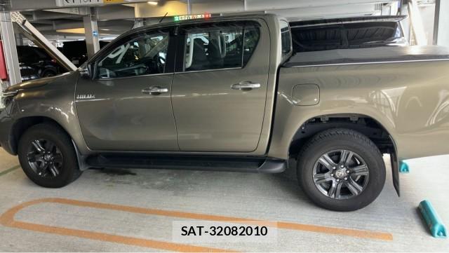 Toyota HILUX 2023-12 8434660-10