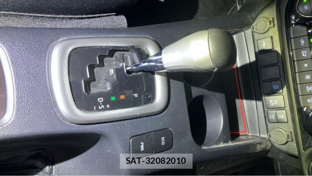 Toyota HILUX 2023-12 8434660-14