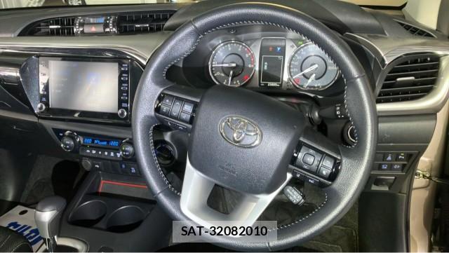 Toyota HILUX 2023-12 8434660-16
